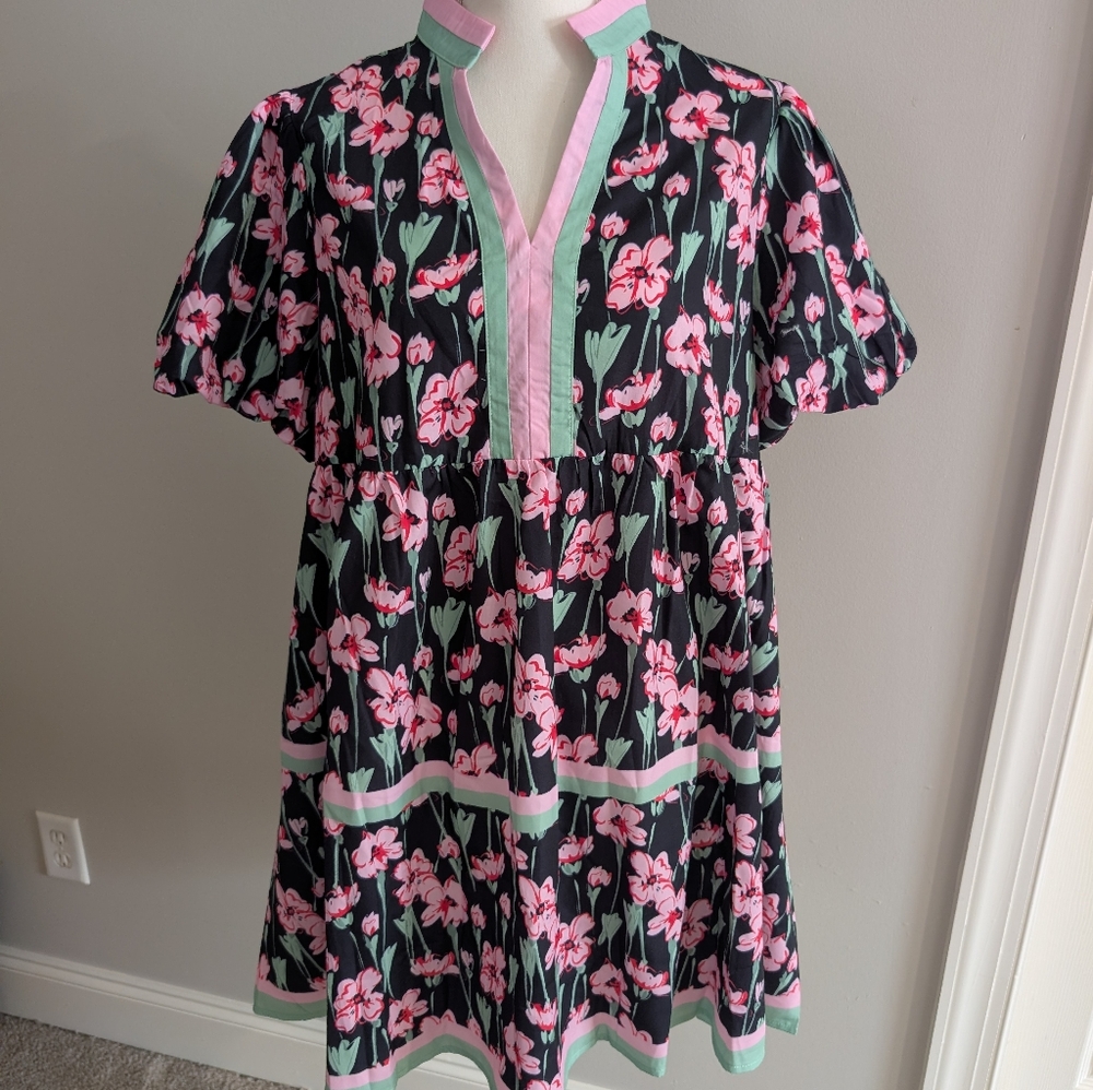 Floral Black and Pink Dress With Puffy Sleeves And Pockets! New!!